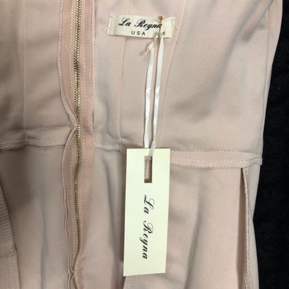 La Reyna pastel pink peplum mini dress - Picture 5 of 8